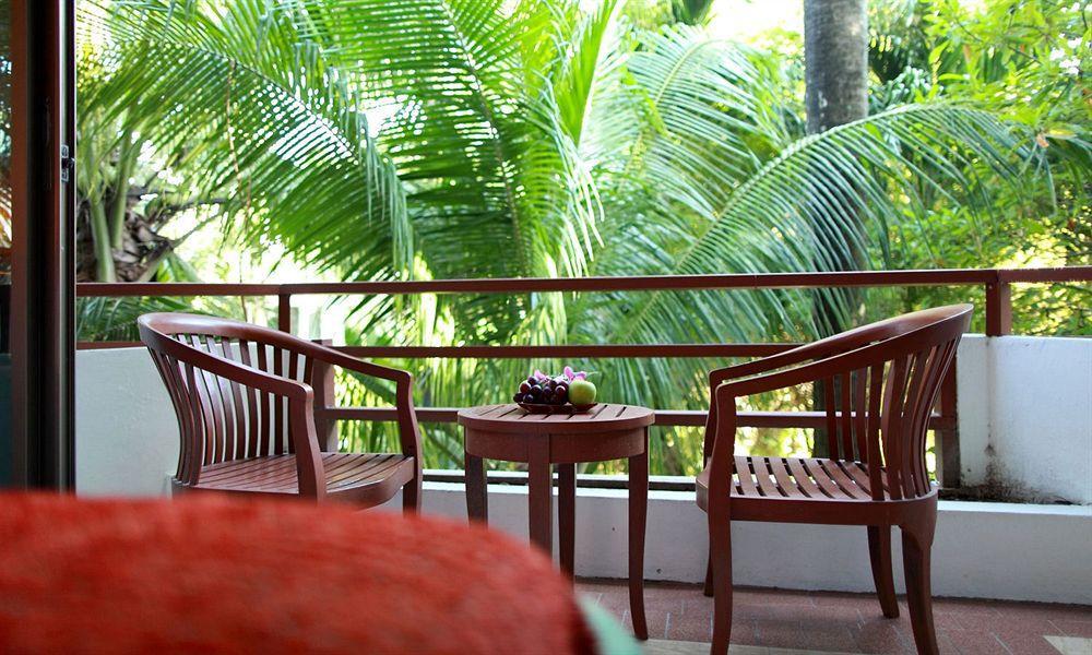 Safari Beach Hotel Patong Экстерьер фото