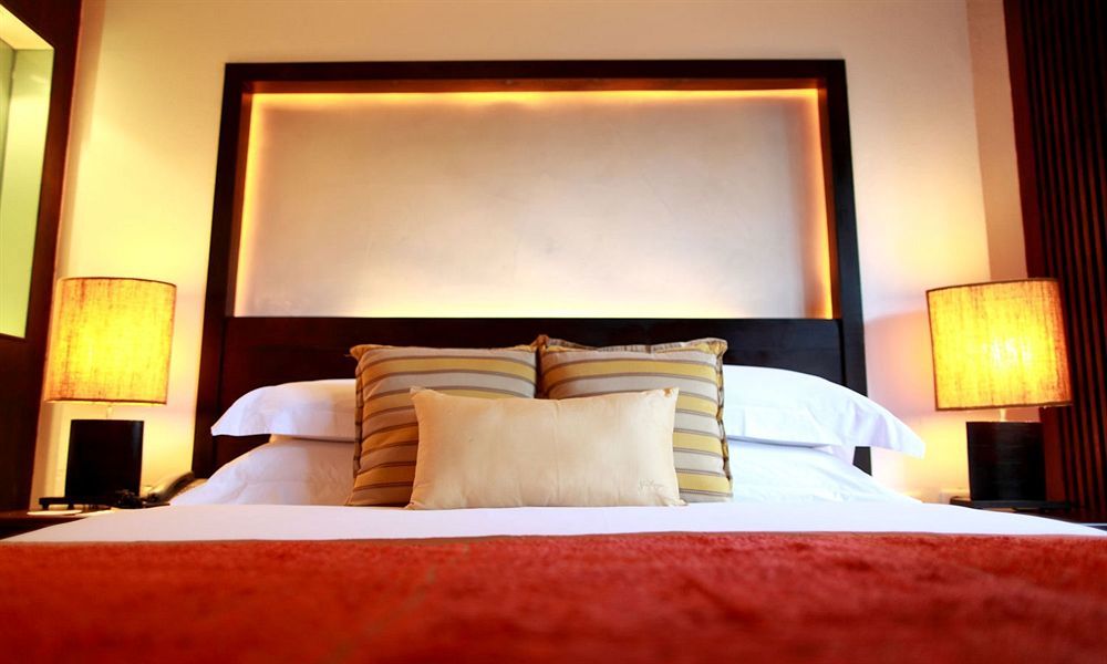 Safari Beach Hotel Patong Экстерьер фото