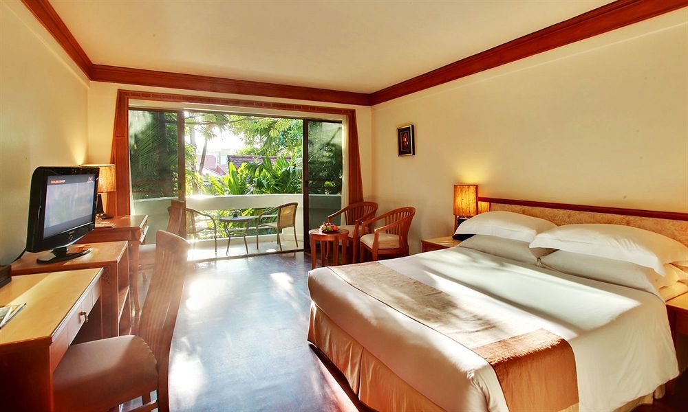 Safari Beach Hotel Patong Экстерьер фото