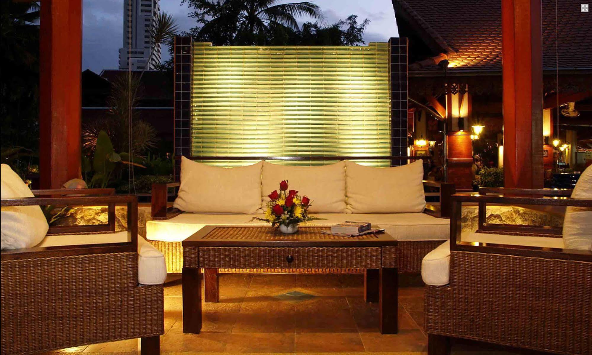 Safari Beach Hotel Patong Экстерьер фото
